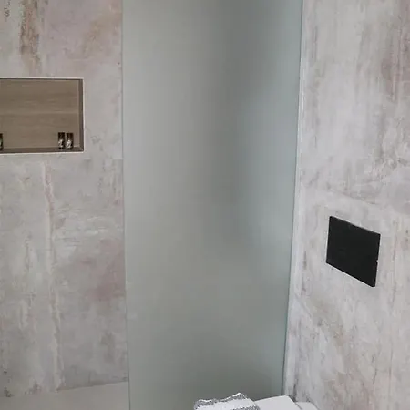 Elvira Luxury Vila *