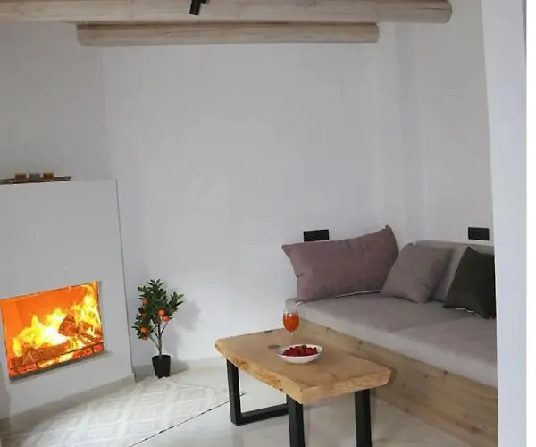 Elvira Luxury * Hersonissos (Crete)