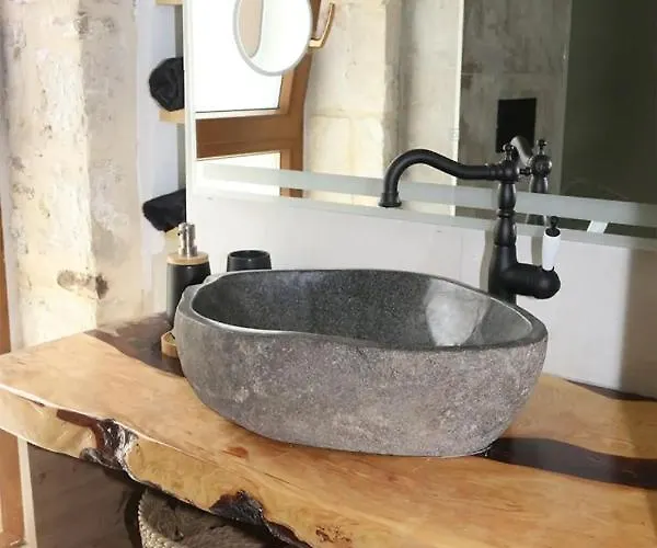 Elvira Luxury Vila *