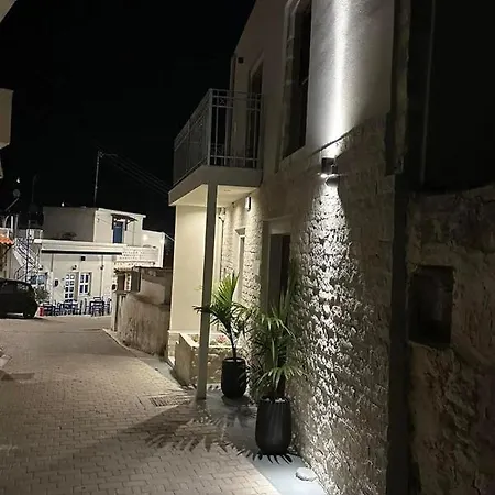 Elvira Luxury Villa *