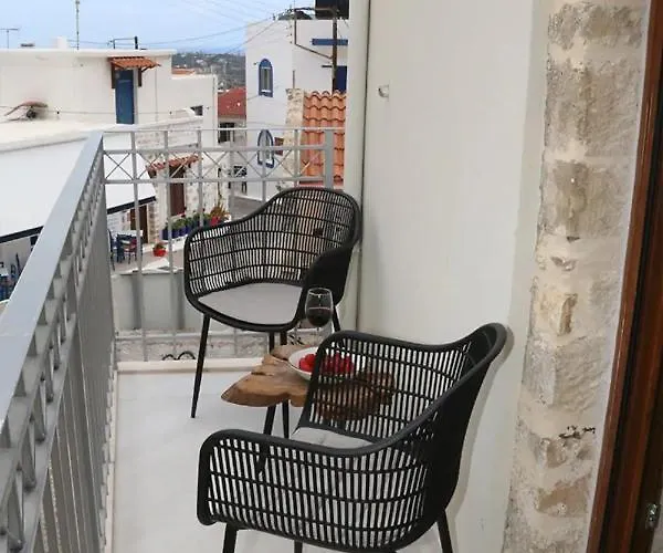 Elvira Luxury Villa *